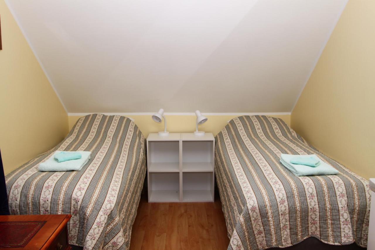 Guesthouse Steindorsstadir, West Iceland Reykholt  Bilik gambar